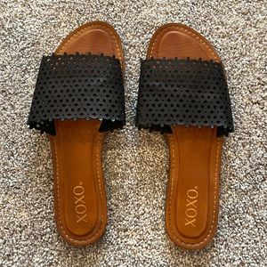 Flat sandals 9